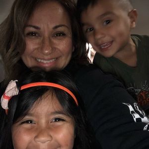 Meet your Posher, Ivette